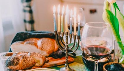 kaiyun 开云体育-体育科技助推青少年足球训练航，虚拟仿真成行业新宠，青少年足球体验课活动流程