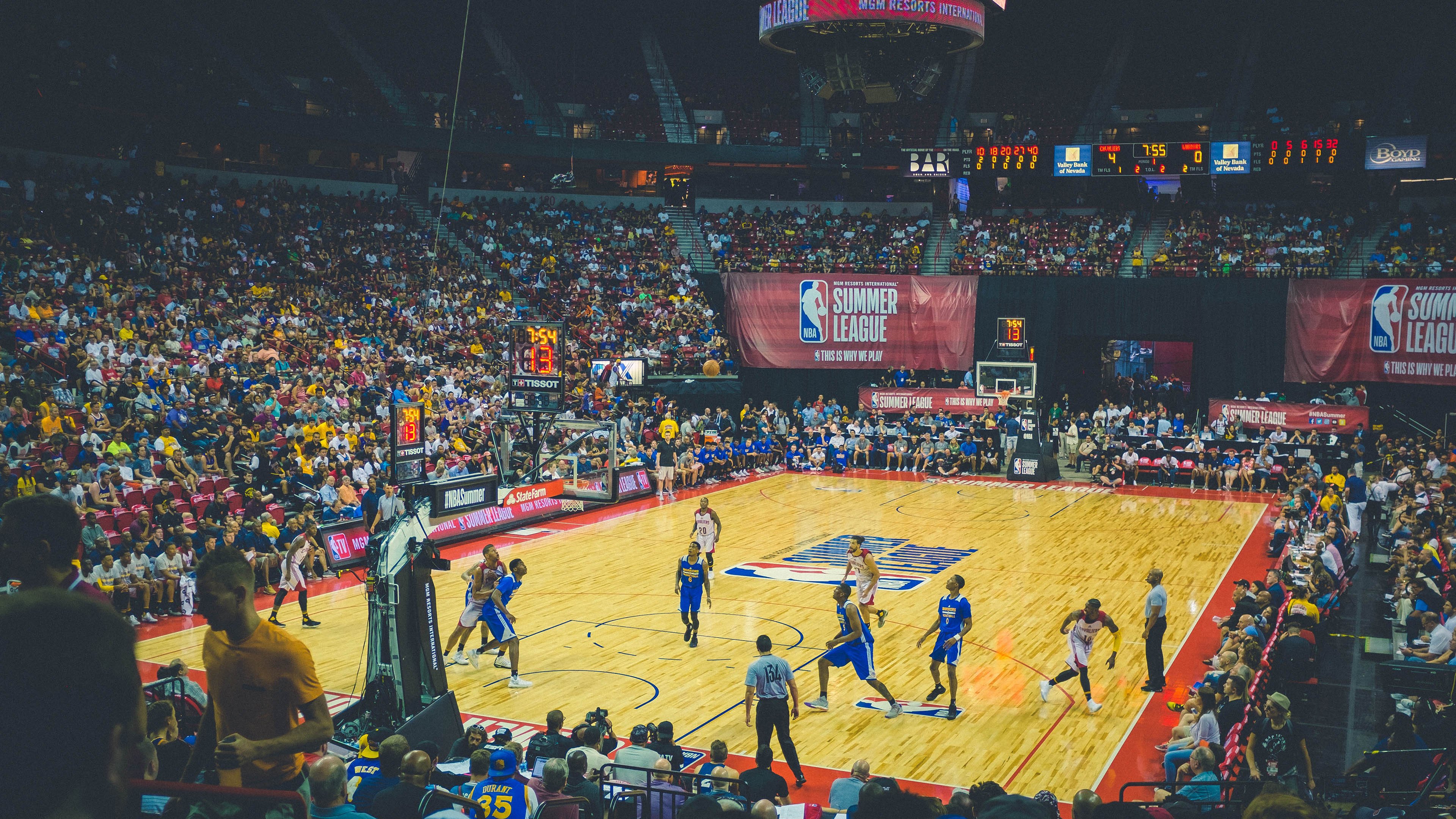 体育短视频平台日活突破千万，成青少年主流入口，体育类视频自媒体